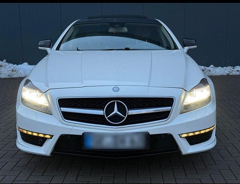 Gebraucht Mercedes CLS63 AMG AMG 525 PS (386 kW) 2012 Weiß Coupé