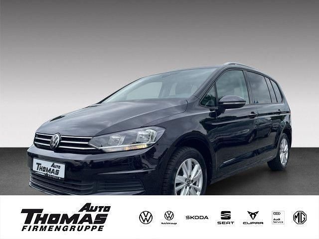 Schwarz Gebraucht 2024 VW Touran Comfortline Van / Kleinbus | 34.880 € (Etwas zu teuer) - Bild 1/3