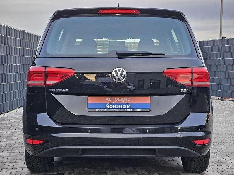 Gebraucht VW Touran 110 PS (80 kW) 2016 Schwarz Van / Kleinbus