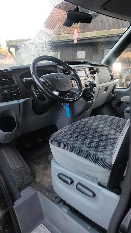 Second-hand Ford Transit 140 CP (102 kW) 2010 Negru Monovolum