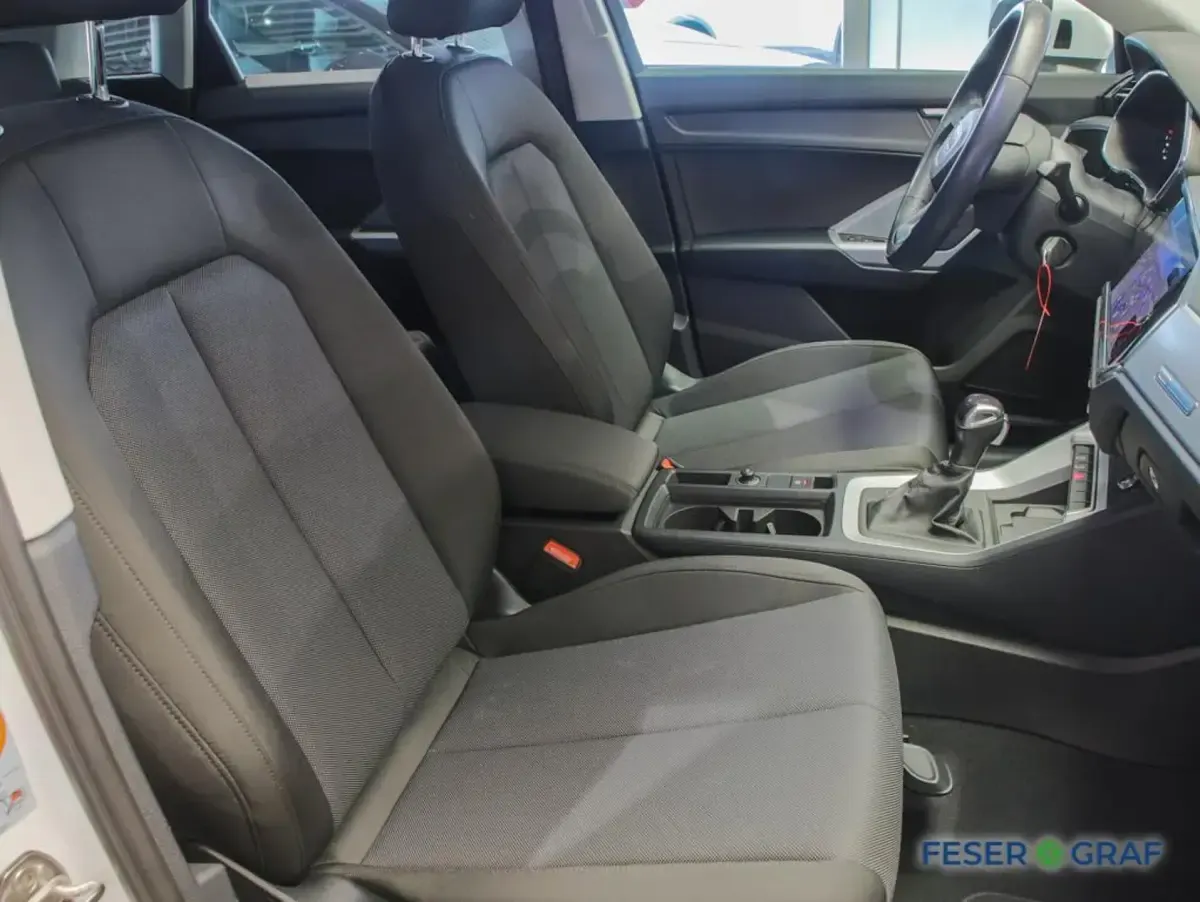 Gebraucht Audi Q3 Advanced 150 PS (110 kW) 2023 Ibisweiß SUV