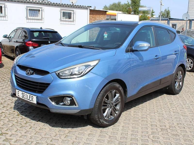 Blau Gebraucht 2016 Hyundai ix35 SUV | 6.900 € (Superpreis) - Bild 1/4