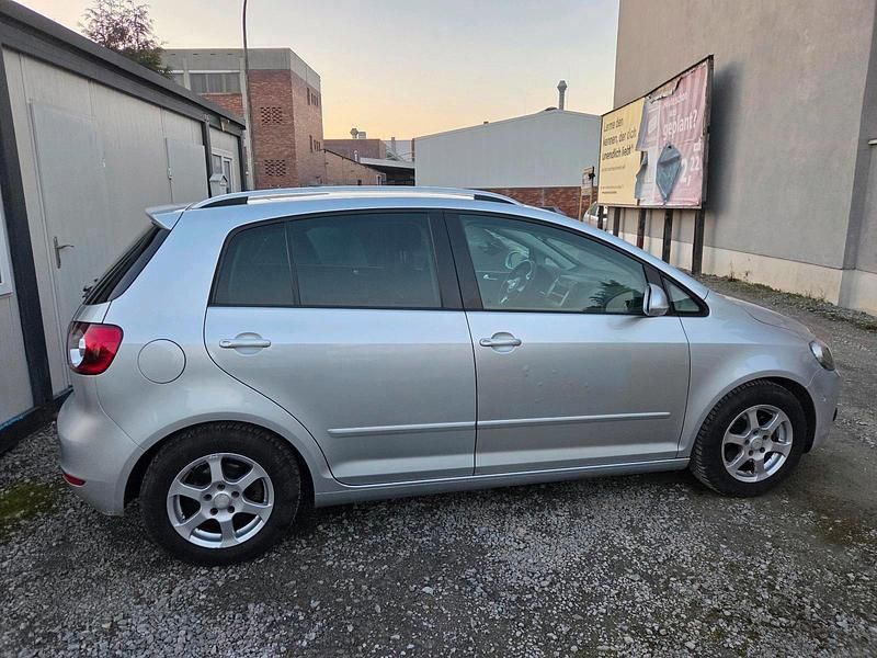 Gebraucht VW Golf VI 105 PS (77 kW) 2010 Silber Kleinwagen