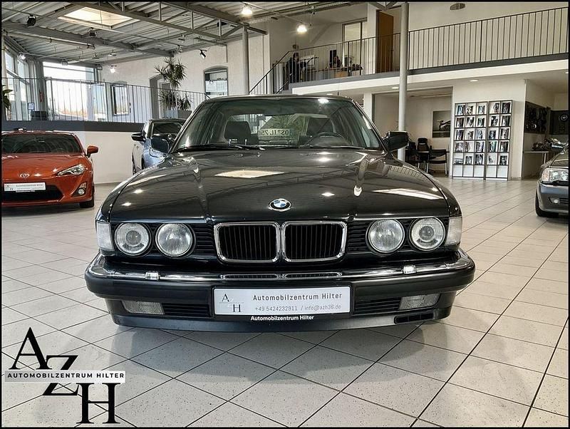 Gebraucht BMW 750L 299 PS (219 kW) 1988 Schwarz Limousine