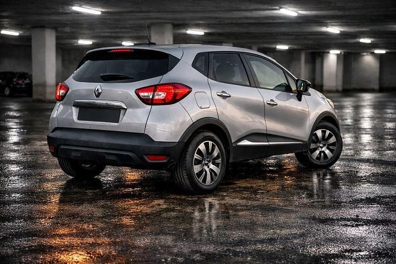 Gebraucht Renault Captur 118 PS (86 kW) 2016 Silber SUV