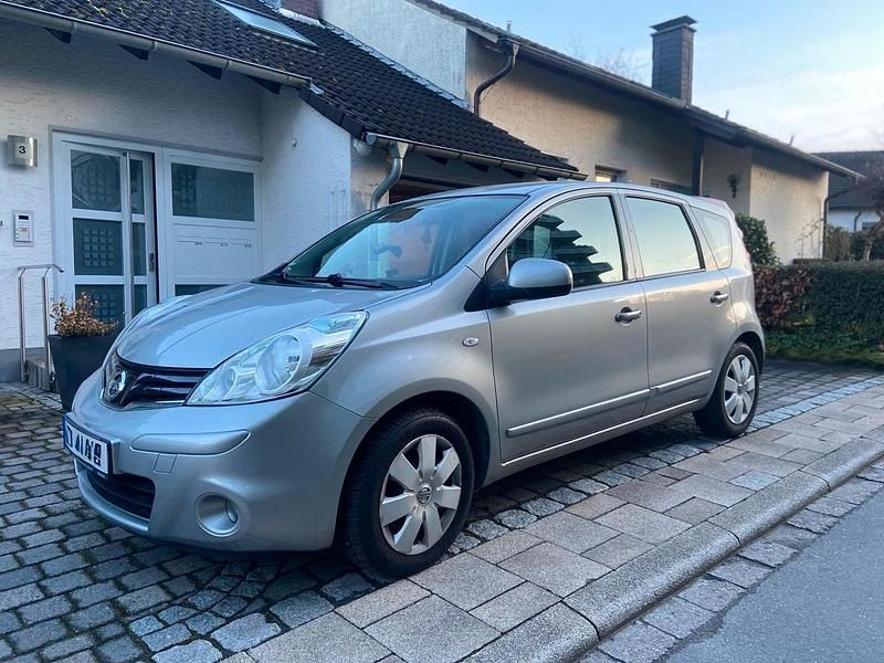 Silber Gebraucht 2010 Nissan Note Van / Kleinbus | 2.499 € (Guter Preis) - Bild 1/4