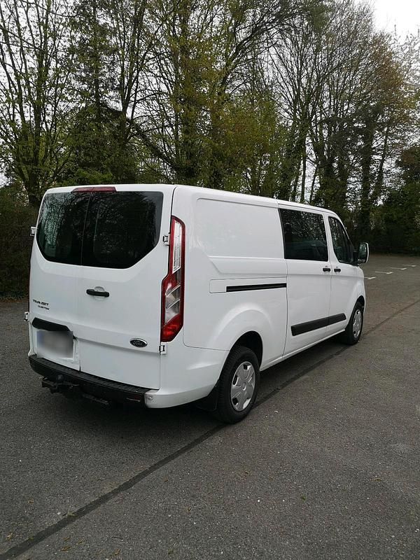 Gebraucht Ford Transit Custom 130 PS (95 kW) 2019 Weiß Van / Kleinbus