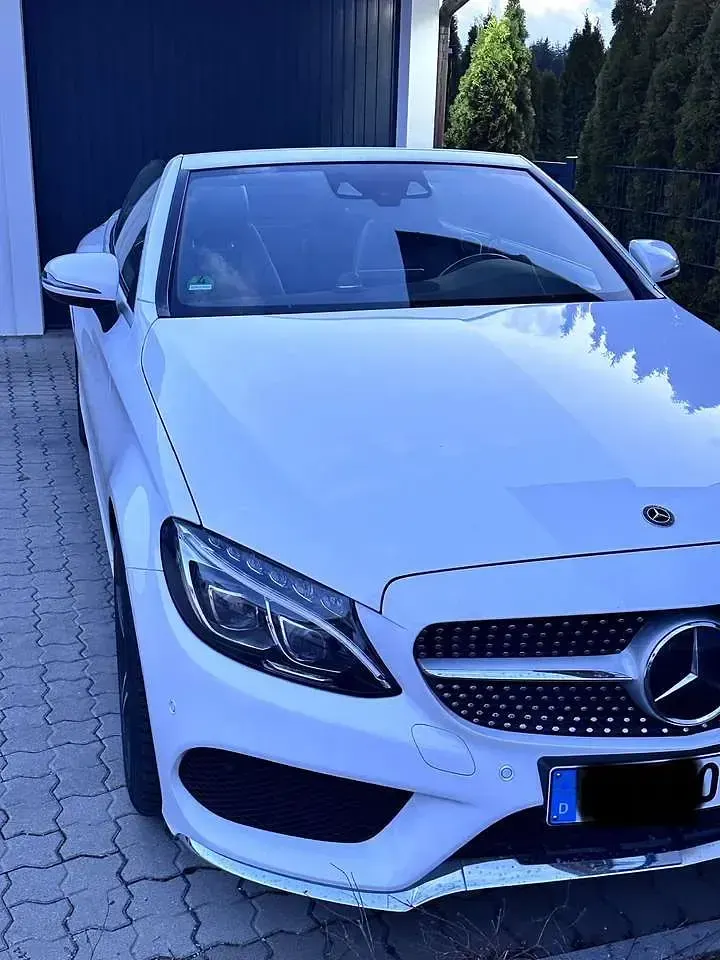 Gebraucht Mercedes C200 AMG line 184 PS (135 kW) 2018 Cabrio