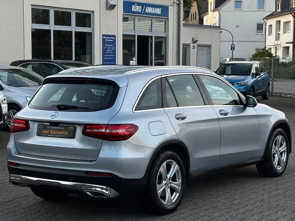 Gebraucht Mercedes GLC220 170 PS (125 kW) 2016 Silber SUV