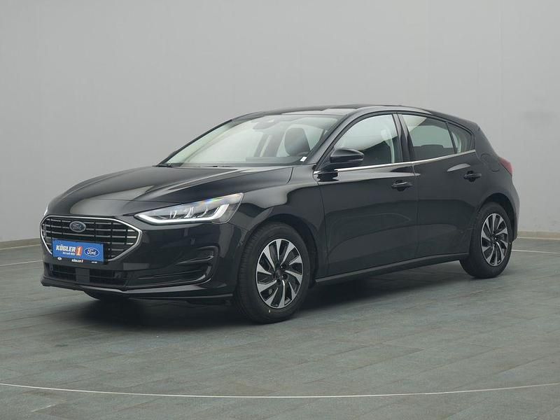 Neu Ford Focus Titanium 155 PS (114 kW) 2025 Schwarz Limousine