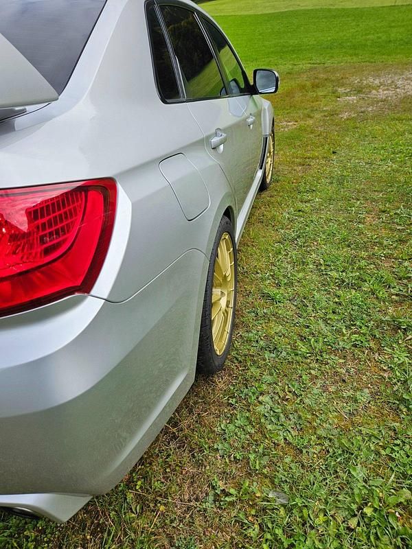 Gebraucht Subaru WRX STI 300 PS (220 kW) 2011 Silber Limousine