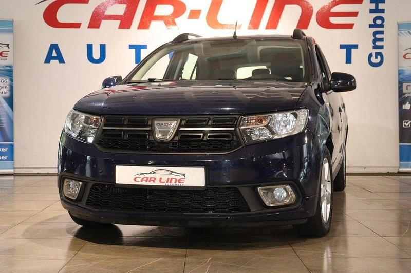 Blau Gebraucht 2017 Dacia Logan MCV Lauréate Kombi | 4.888 € (Fairer Preis) - Bild 1/4