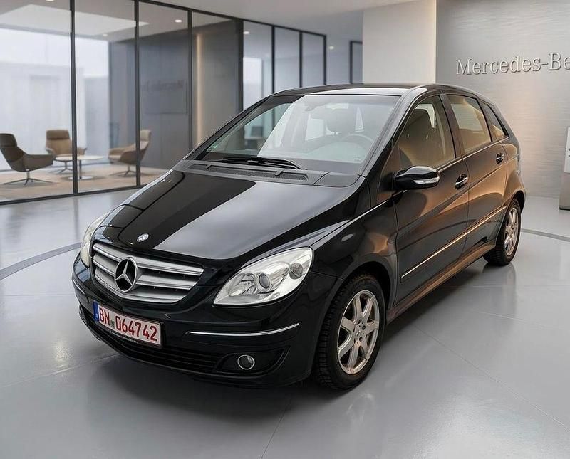 Gebraucht Mercedes B200 140 PS (102 kW) 2007 Schwarz Van / Kleinbus