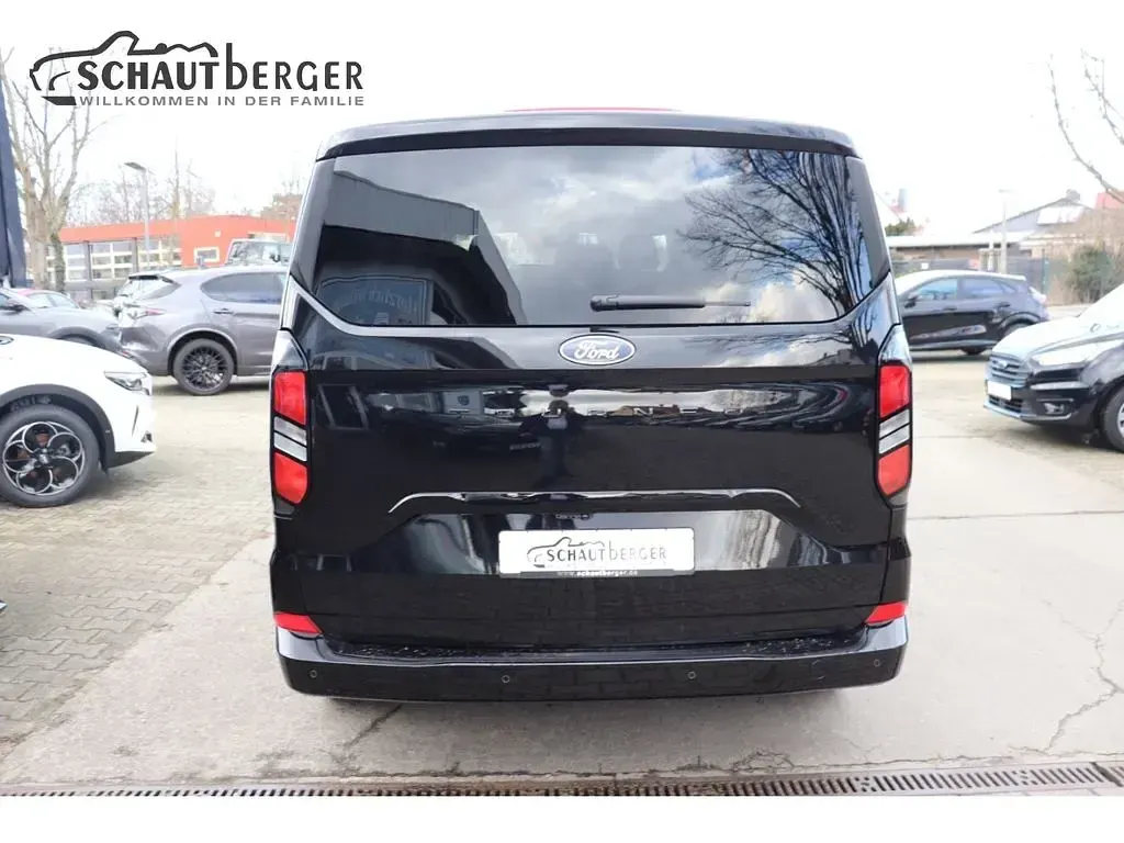 Neu Ford Tourneo Titanium 170 PS (125 kW) 2025 Schwarz Van / Kleinbus