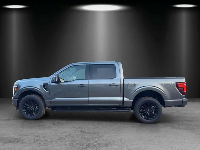 Neu Ford V8 Lariat 401 PS (294 kW) 2026 Graphite grey SUV