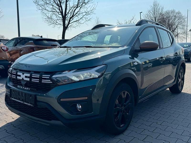 Gebraucht Dacia Sandero Extreme 110 PS (80 kW) 2024 Grün SUV