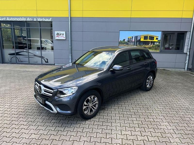Grau Gebraucht 2016 Mercedes GLC220 SUV | 22.990 € (Superpreis) - Bild 1/4