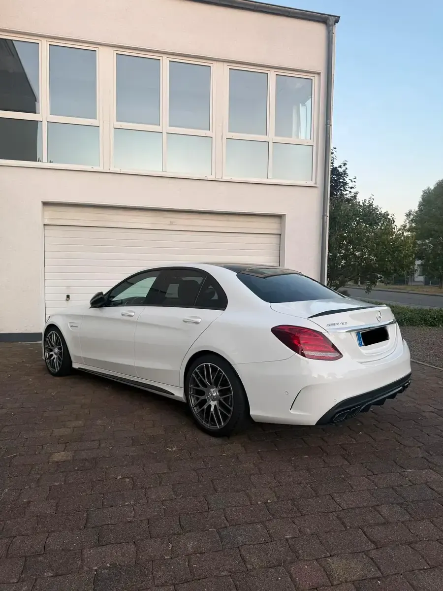 Gebraucht Mercedes C63 AMG AMG 476 PS (350 kW) 2017 Weiß Limousine