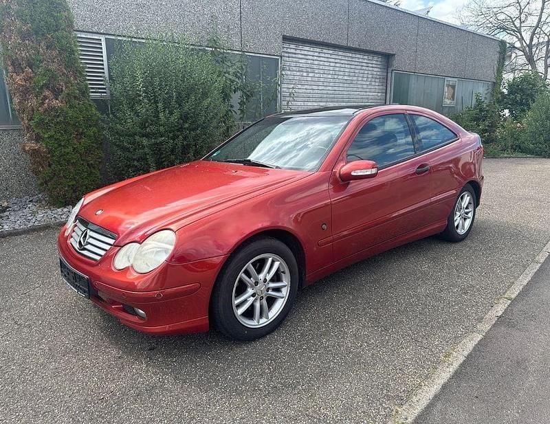 Orange Gebraucht 2001 Mercedes C200 Coupé | 1.750 € (Fairer Preis) - Bild 1/4