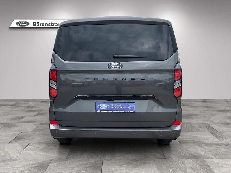 Gebraucht Ford Tourneo Titanium 150 PS (110 kW) 2024 Grau Van / Kleinbus