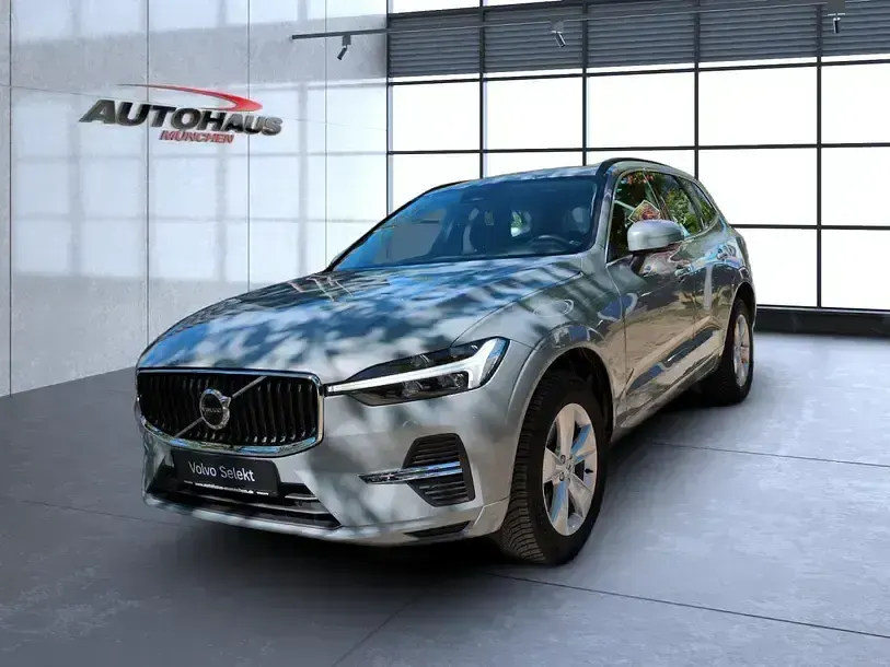 Używany Volvo XC60 Core 197 KM (144 kW) 2024 Szary SUV