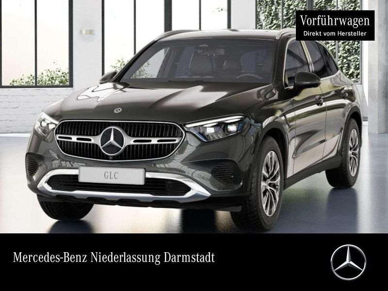 Schwarz Gebraucht 2024 Mercedes GLC200 AMG SUV | 53.990 € (Fairer Preis) - Bild 1/4