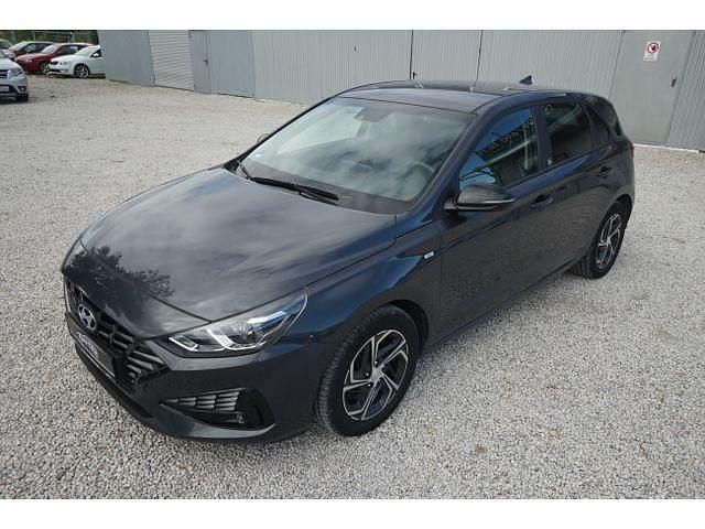 Gebraucht Hyundai i30 Intro Edition 160 PS (117 kW) 2021 Limousine