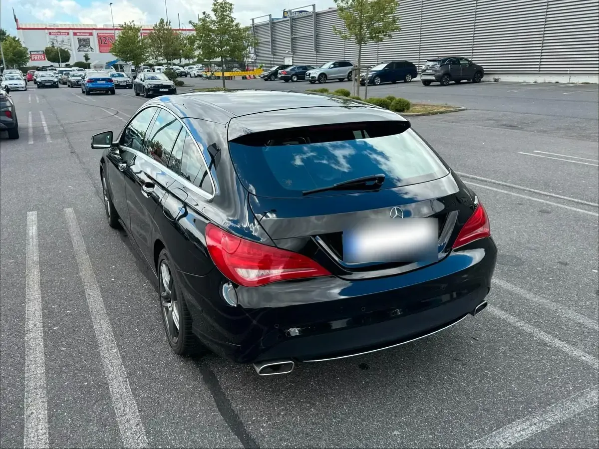 Gebraucht Mercedes CLA200 156 PS (114 kW) 2015 Schwarz Coupé