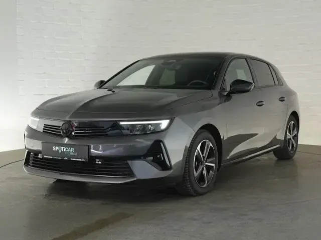 Gebraucht Opel Astra 131 PS (96 kW) 2024 Grau Kleinwagen