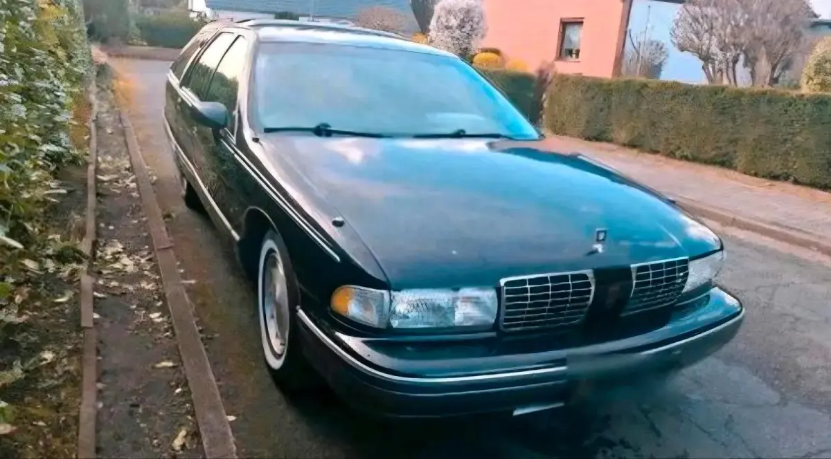 Gebraucht Oldsmobile Custom Cruiser 180 PS (132 kW) 1993 Schwarz