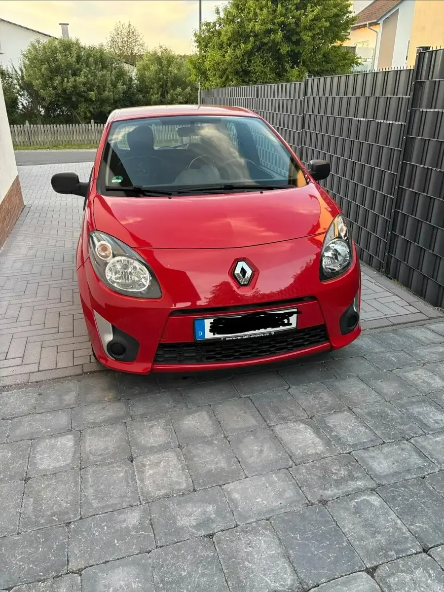 Gebraucht Renault Twingo 75 PS (55 kW) 2011 Rot Kleinwagen