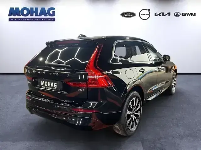 Gebraucht Volvo XC60 Core 2023 Schwarz SUV