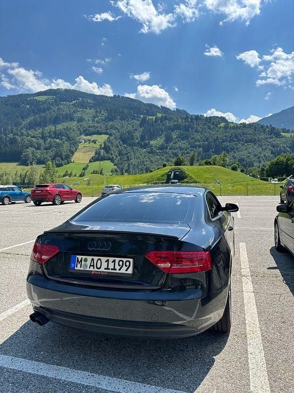 Gebraucht Audi A5 Performance 179 PS (131 kW) 2011 Schwarz Coupé