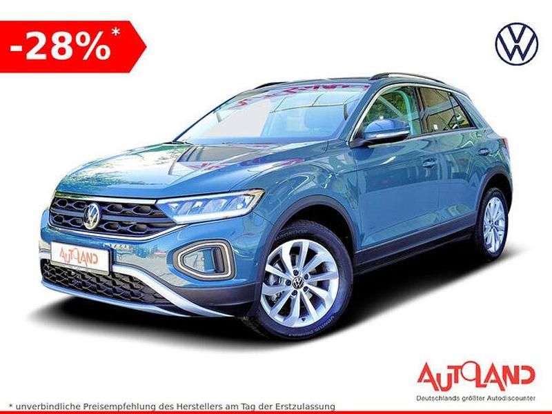 Blau Gebraucht 2024 VW T-Roc SUV | 28.490 € (Guter Preis) - Bild 1/4