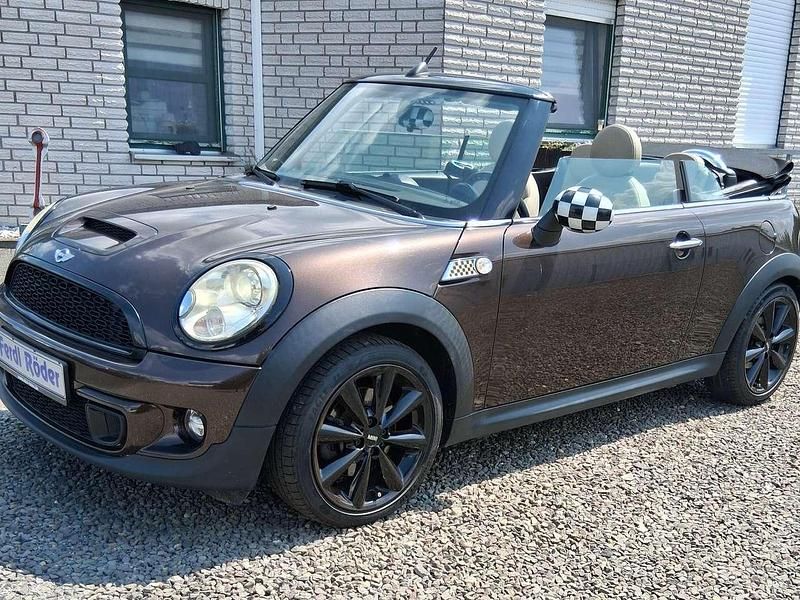Gebraucht Mini Cooper S Cabriolet 184 PS (135 kW) 2011 Braun (metallic) Cabrio