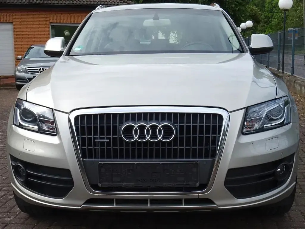 Gebraucht Audi Q5 143 PS (105 kW) 2012 Silber SUV