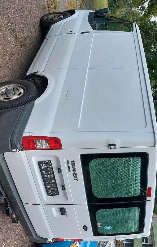 Weiß Gebraucht 2012 Ford Transit Van / Kleinbus | 3.900 € - Bild 1/4