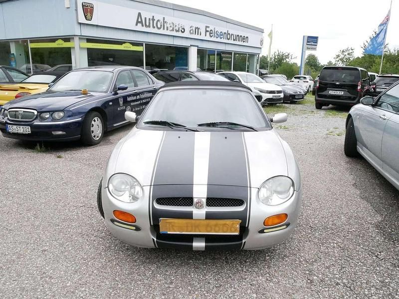 Silbermet. Gebraucht 1998 MG F Cabrio | 5.490 € (Etwas zu teuer) - Bild 1/4