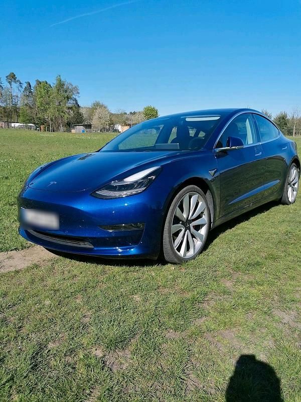 Usata Tesla Model 3 Performance 377 kW (513 CV) 2019 Blu Berlina