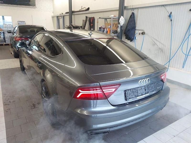 Gebraucht Audi A7 Sportback Competition 326 PS (239 kW) 2017 Grau Kleinwagen