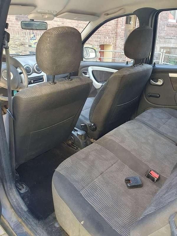 Gebraucht 2009 Dacia Logan MCV Lauréate Kombi | 900 € (Superpreis) - Bild 1/4