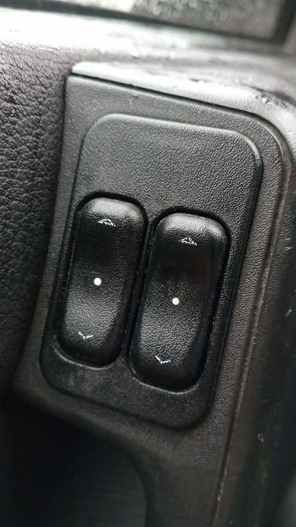 Gebraucht Opel Astra 75 PS (55 kW) 1999 Silber Limousine