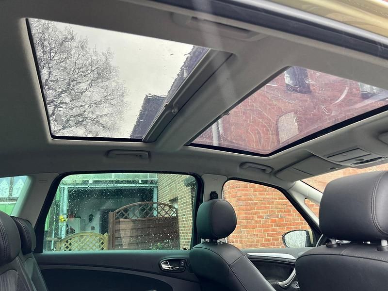 Gebraucht Ford S-MAX S 130 PS (95 kW) 2006 Gold Van / Kleinbus