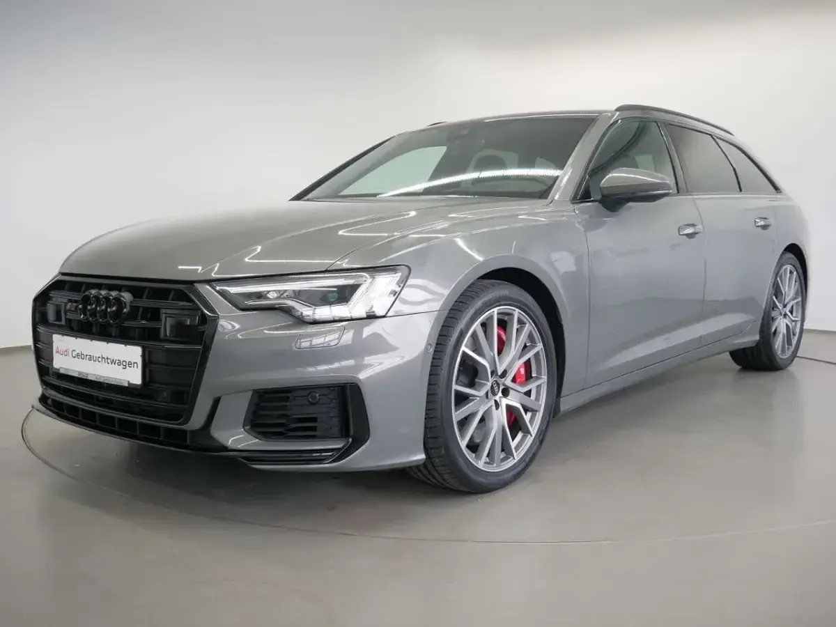 Gebraucht Audi S6 Ambiente 344 PS (253 kW) 2023 Chronosgrau metallic Kombi