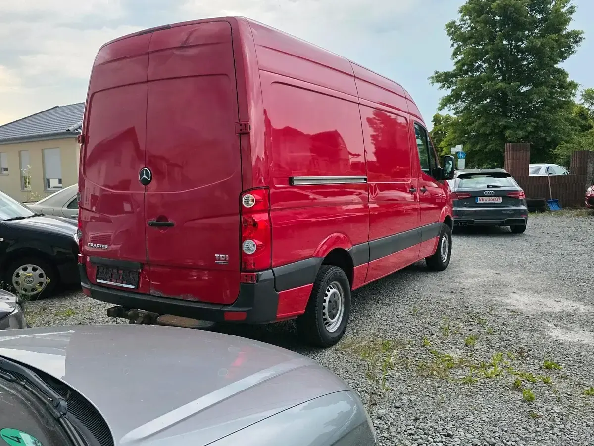 Gebraucht VW Crafter 163 PS (119 kW) 2010 Rot Van