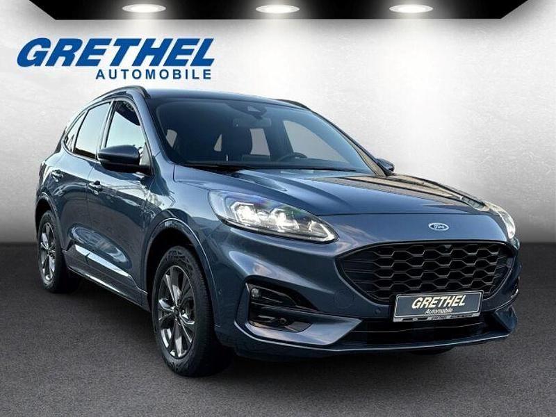 Blau Gebraucht 2022 Ford Kuga ST-Line X SUV | 23.950 € (Fairer Preis) - Bild 1/4