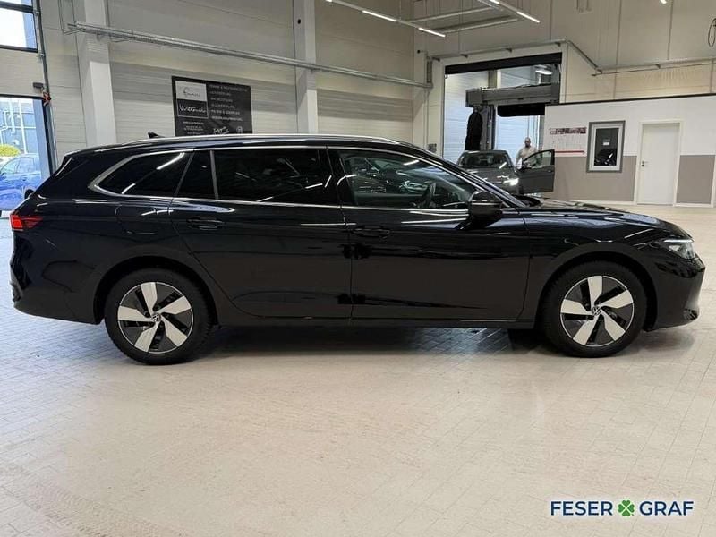 Gebraucht VW Passat Business 150 PS (110 kW) 2025 Grenadillschwarz metallic Kombi