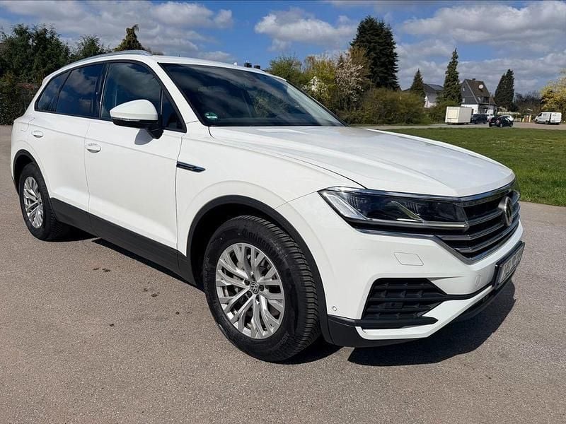 Gebraucht VW Touareg 231 PS (169 kW) 2019 Weiß SUV