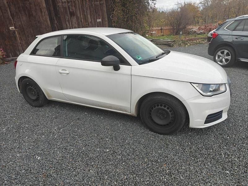 Gebraucht Audi A1 Sport 116 PS (85 kW) 2016 Weiß Kleinwagen