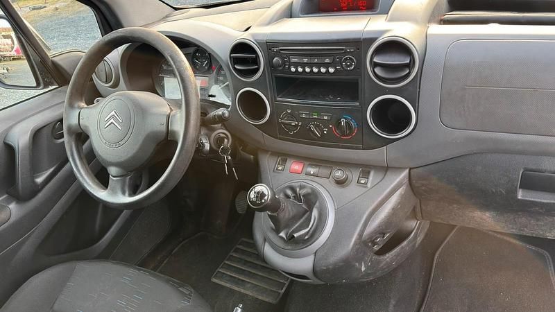 Gebraucht Citroën Berlingo 98 PS (72 kW) 2011 Schwarz Van / Kleinbus